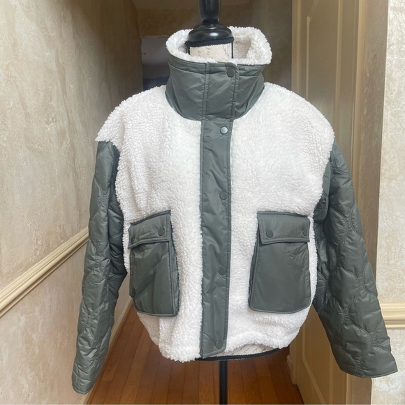 Athleta Quilted Sherpa Fleece Hybrid Jacket XL Sage Green Gorpcore, Quiet Luxury - Picture 3 of 16